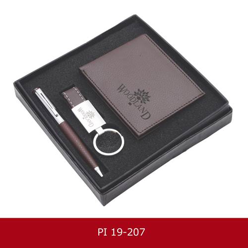 S.T. Dupont Pirates of the Caribbean Line D Embossed Brown Leather BiFold 6  Card Wallet - Walmart.com