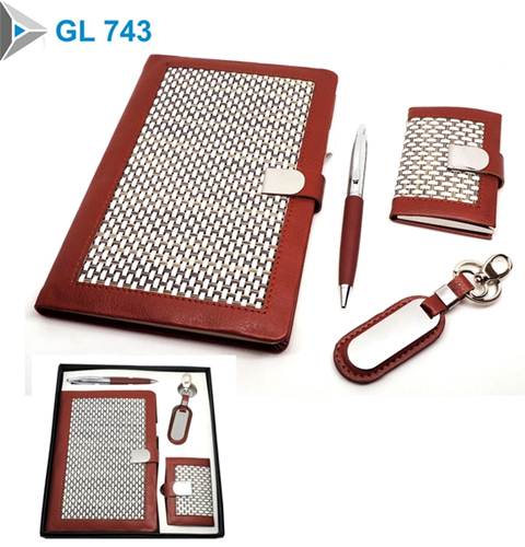 15 VIP GIft Ideas | gifts, leather padfolio, bday gifts for him