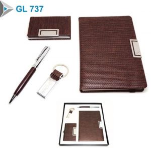 Leatherite Keychain Notebook Gifts Set