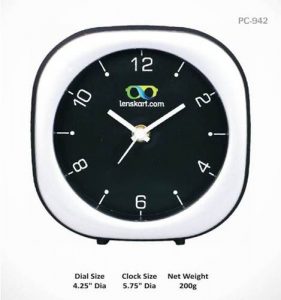 Lenskart Square Table Clock